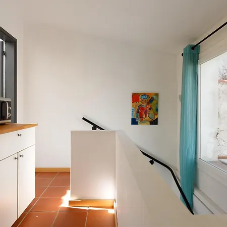 Holiday home Lets Holidays Cozy House In The Center Of Town *
